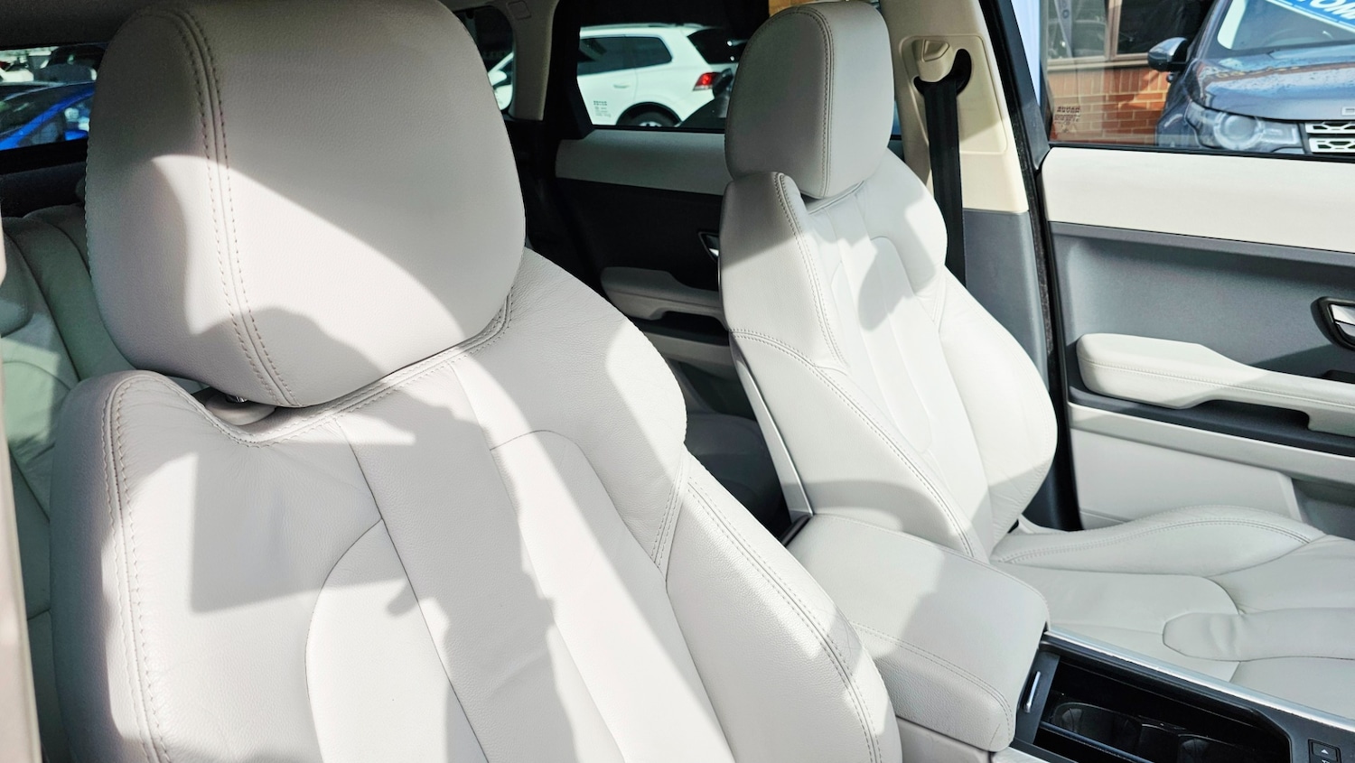 Used Land Rover Range Rover Evoque 2012 for sale - 77393397: Photo 19