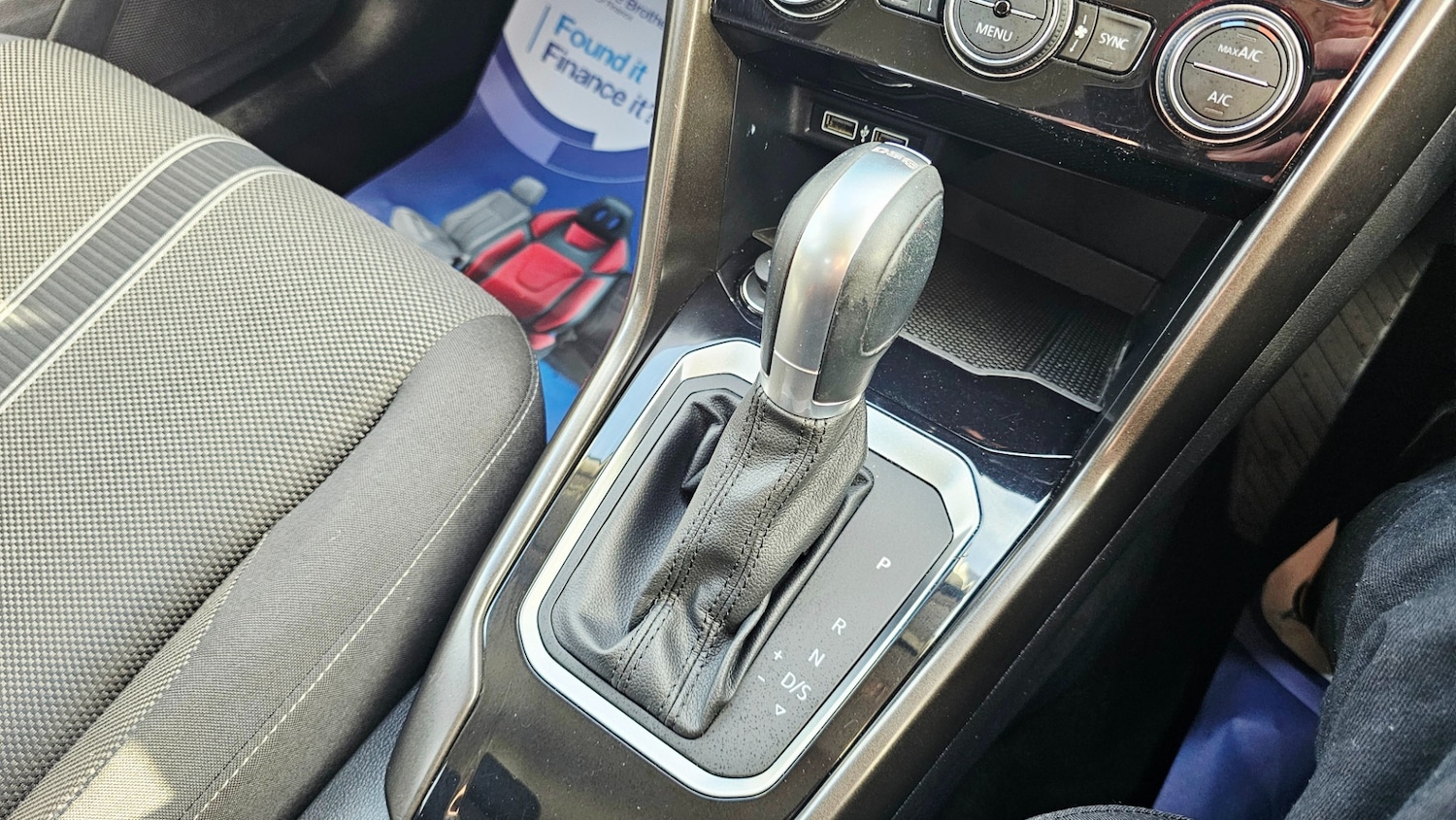 Used Volkswagen T-Roc 2019 for sale - 76791395: Photo 18