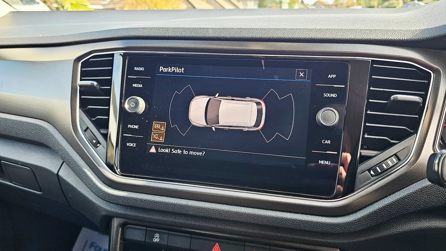 Used Volkswagen T-Roc 2019 for sale - 76791395: Photo 21