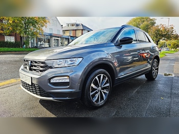 Used Volkswagen T-Roc 2019 for sale - 76791395: Photo