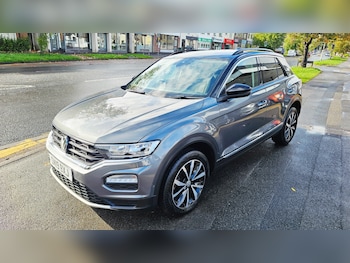 Used Volkswagen T-Roc 2019 for sale - 76791395: Photo