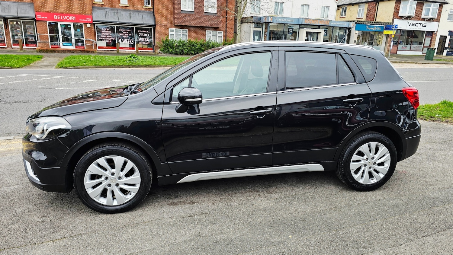 Used Suzuki SX4 S-Cross 2017 for sale - 77689618: Photo 3