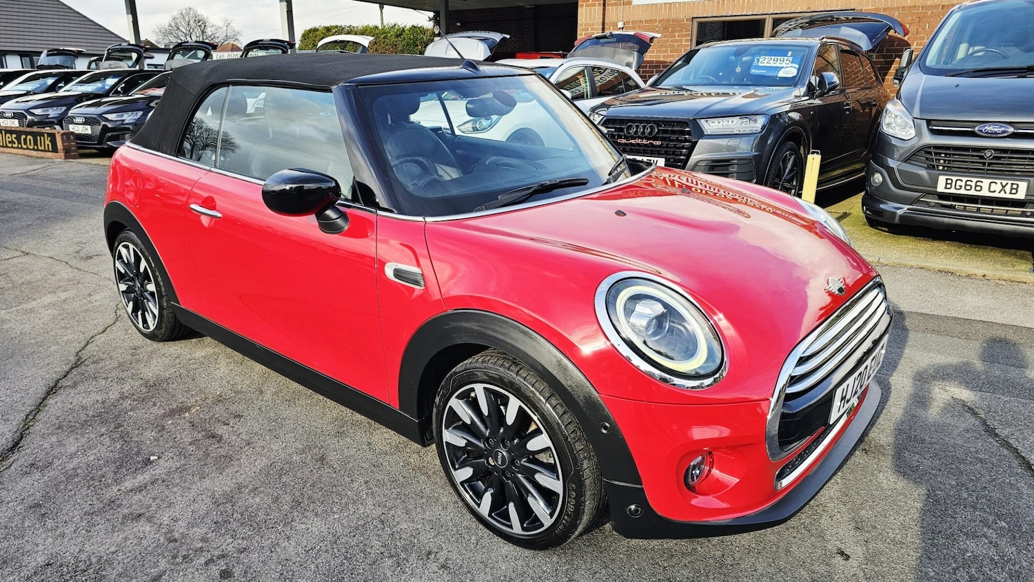 Used MINI Convertible 2020 for sale - 77546599: Photo 3