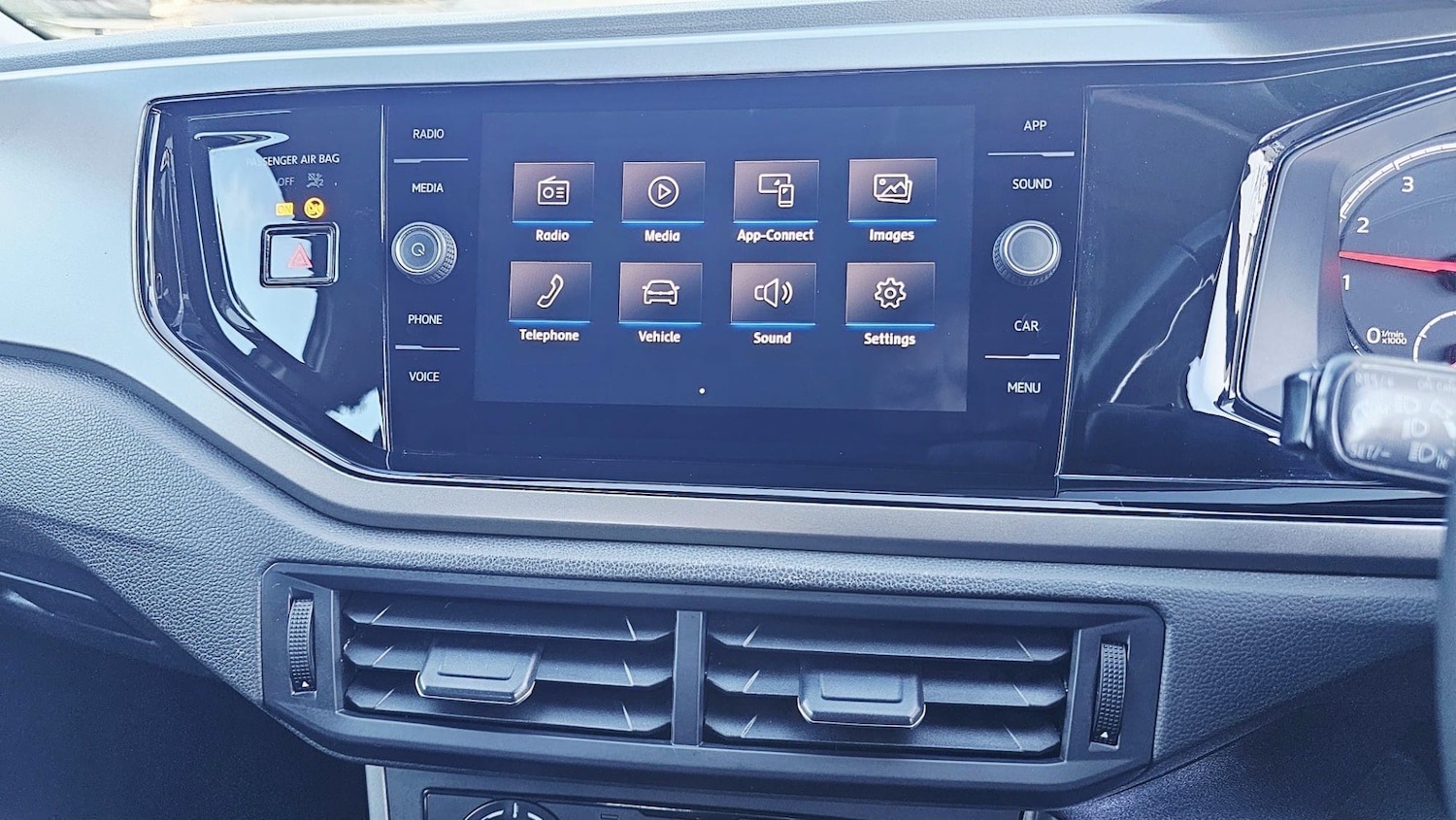 Used Volkswagen Polo 2018 for sale - 76709194: Photo 19