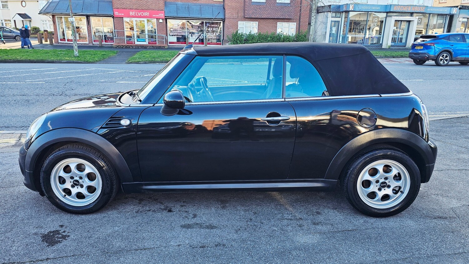 Used MINI Convertible 2013 for sale - 77476716: Photo 13