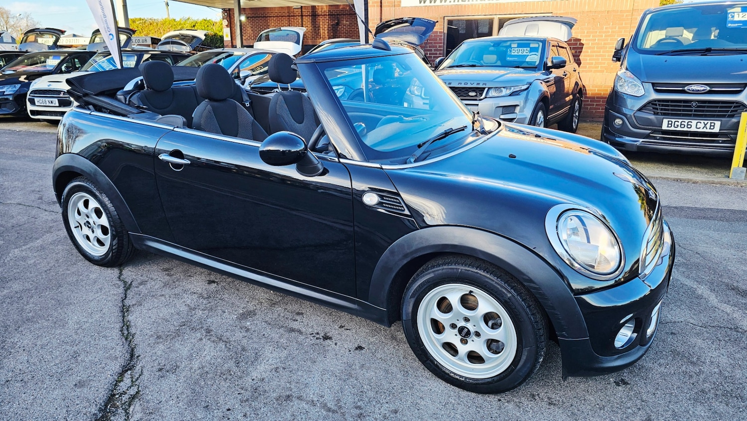 Used MINI Convertible 2013 for sale - 77476716: Photo 3