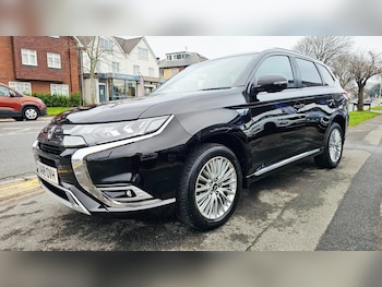 Used Mitsubishi Outlander 2018 for sale - 77045688: Photo