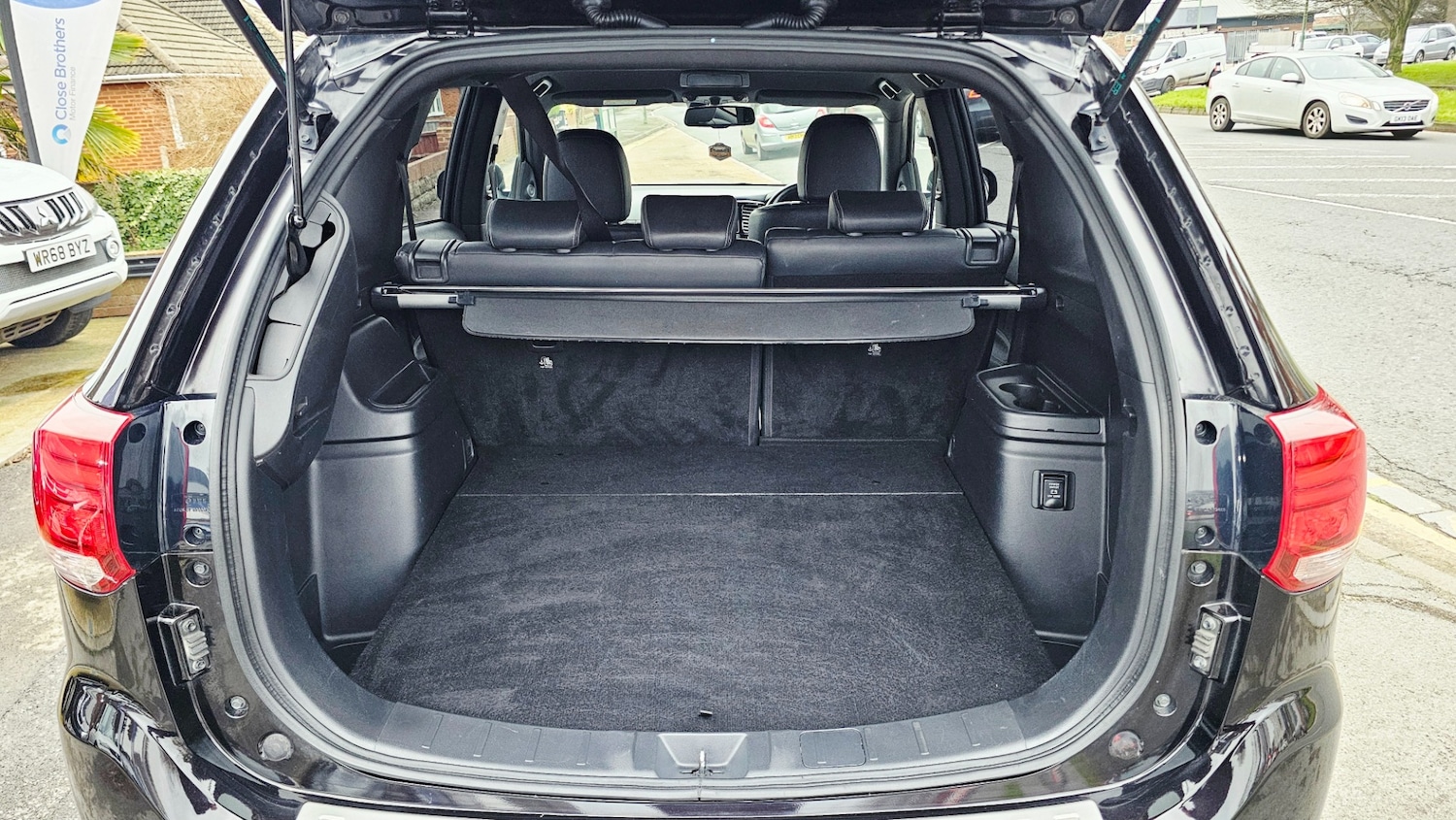 Used Mitsubishi Outlander 2018 for sale - 77045688: Photo 30