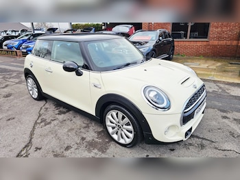 Used MINI Hatch 2019 for sale - 77417987: Photo