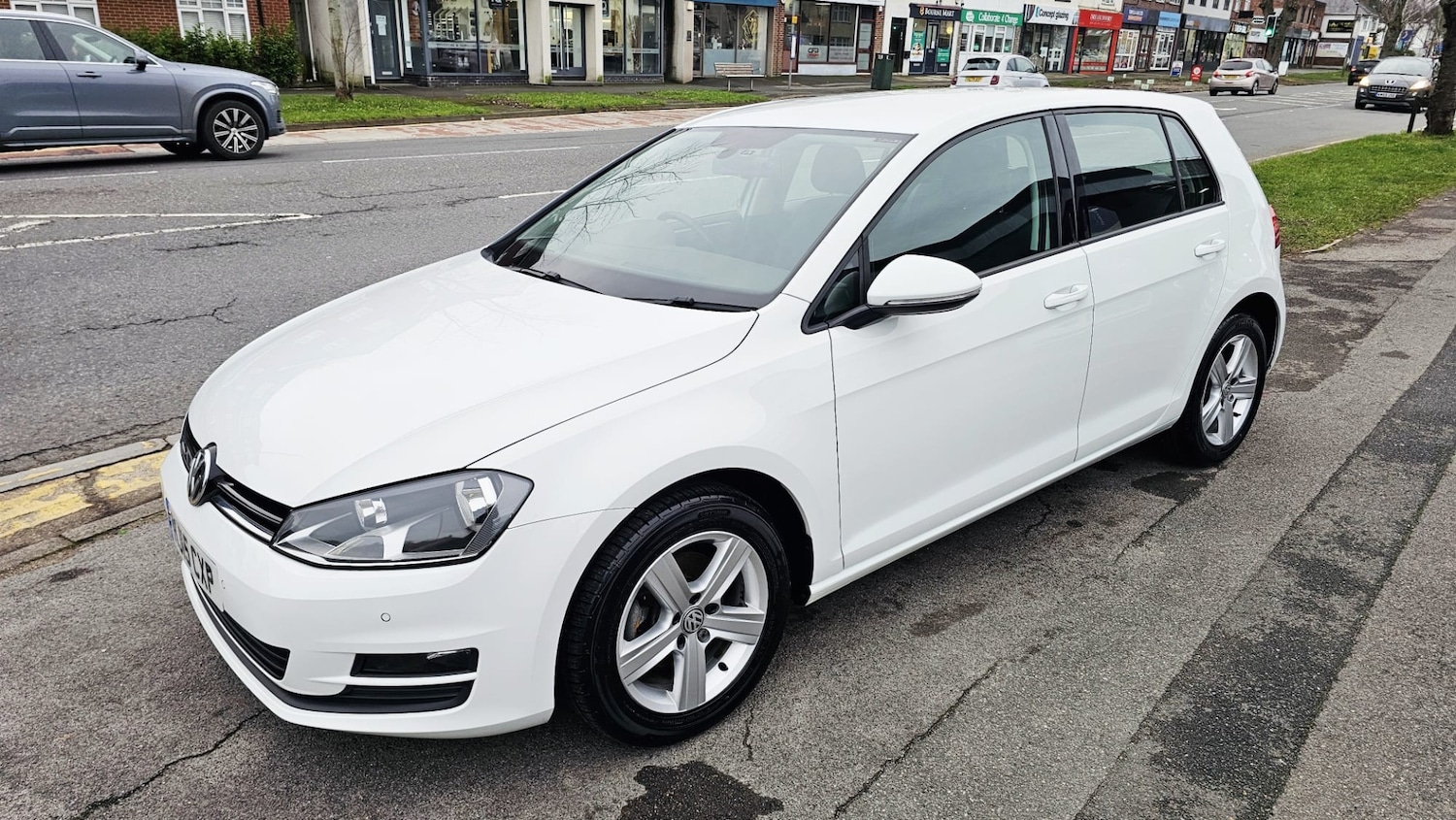 Used Volkswagen Golf 2015 for sale - 77340614: Photo 4
