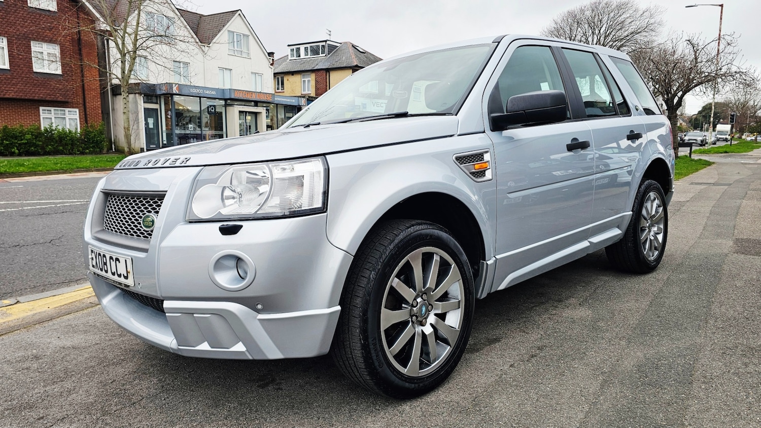 Used Land Rover Freelander 2008 for sale - 77690909: Photo 2