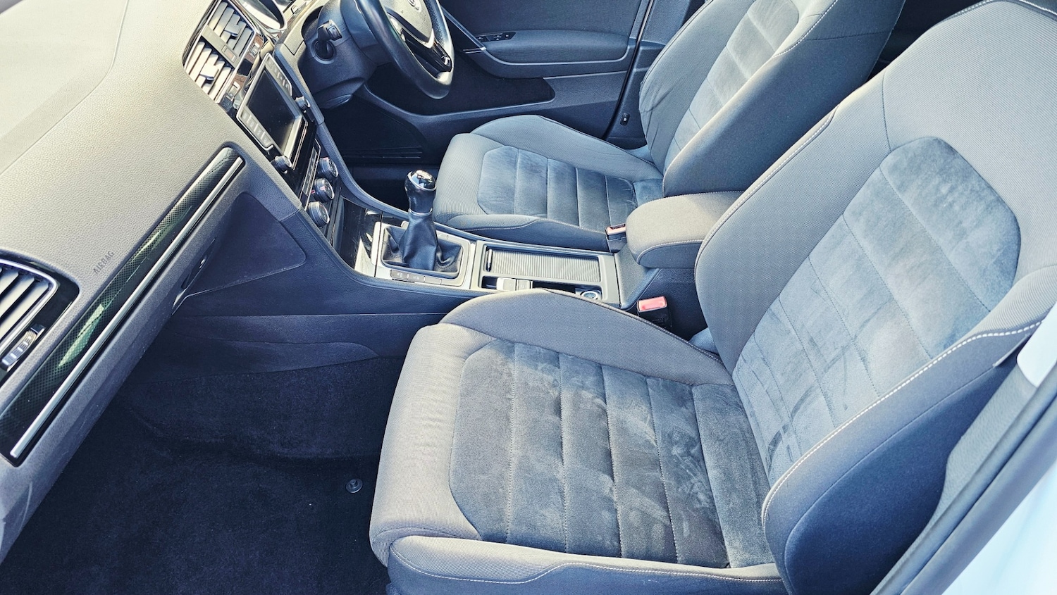 Used Volkswagen Golf 2015 for sale - 77717999: Photo 19