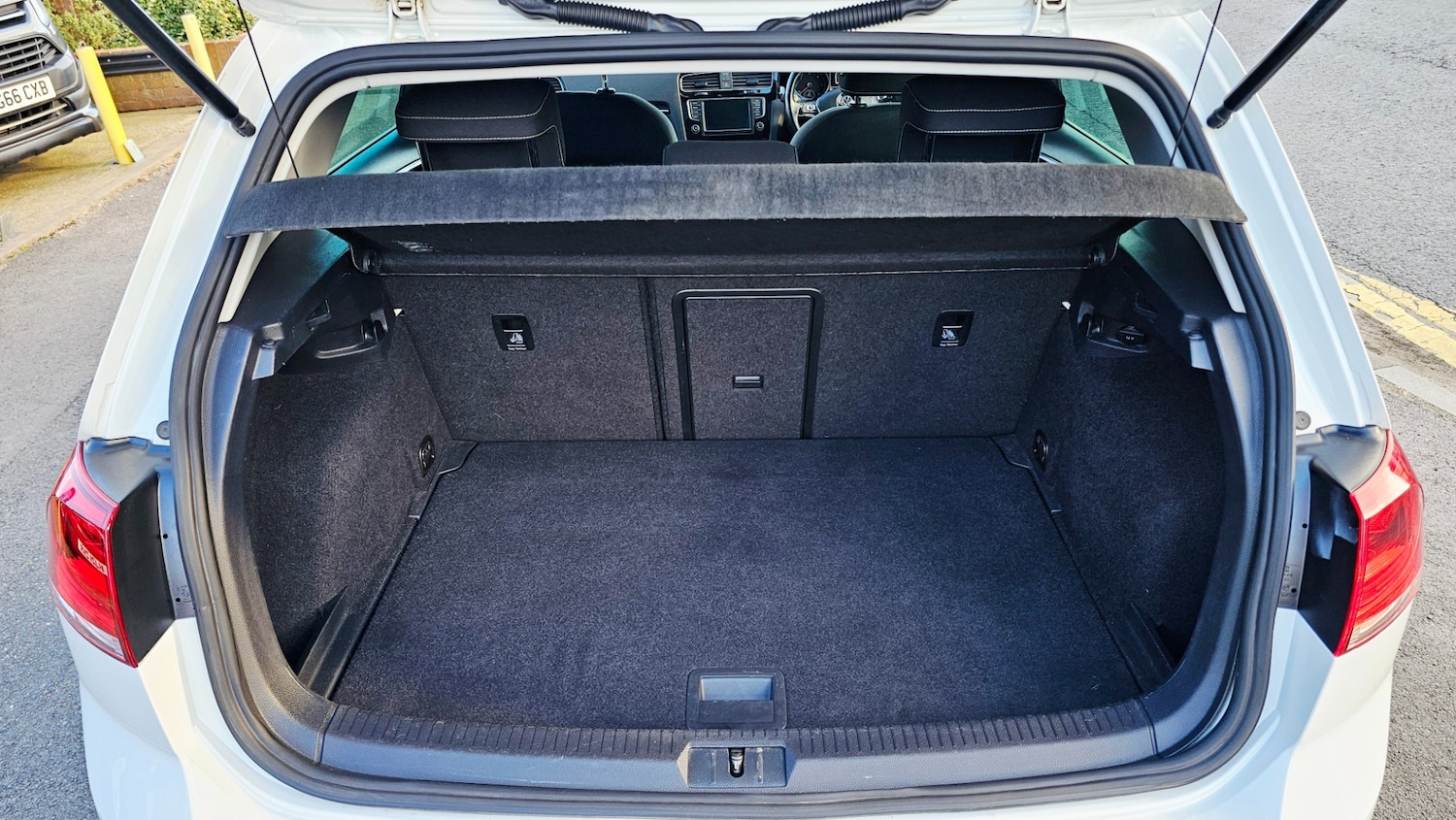 Used Volkswagen Golf 2015 for sale - 77717999: Photo 26