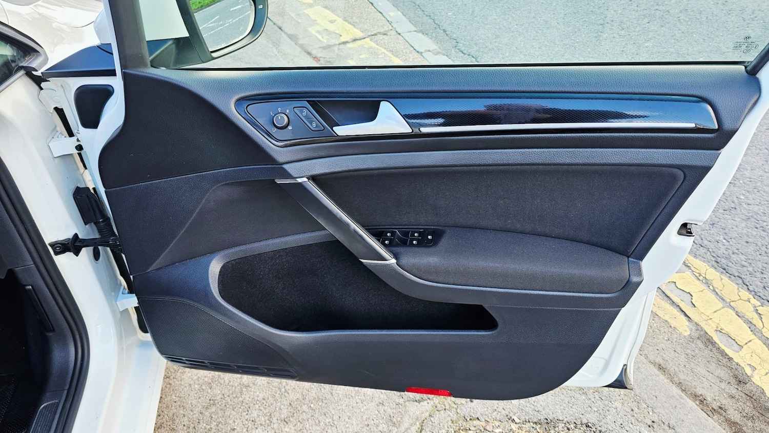 Used Volkswagen Golf 2015 for sale - 77717999: Photo 27