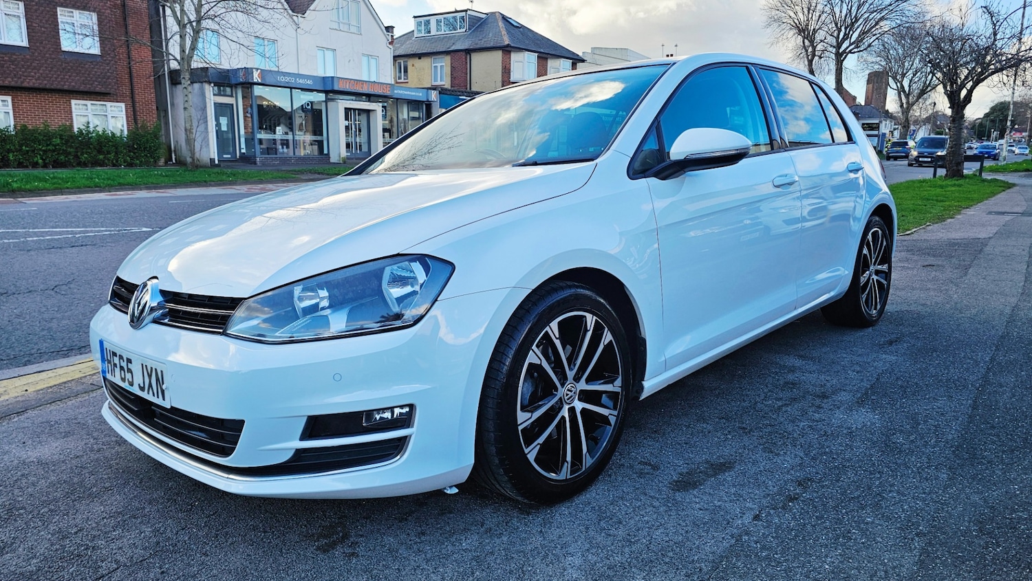 Used Volkswagen Golf 2015 for sale - 77717999: Photo 4