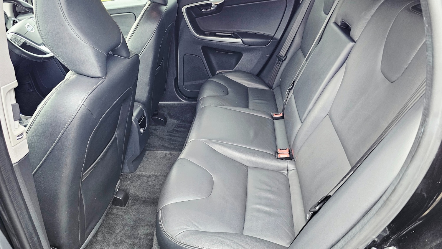 Used Volvo XC60 2015 for sale - 77337574: Photo 21