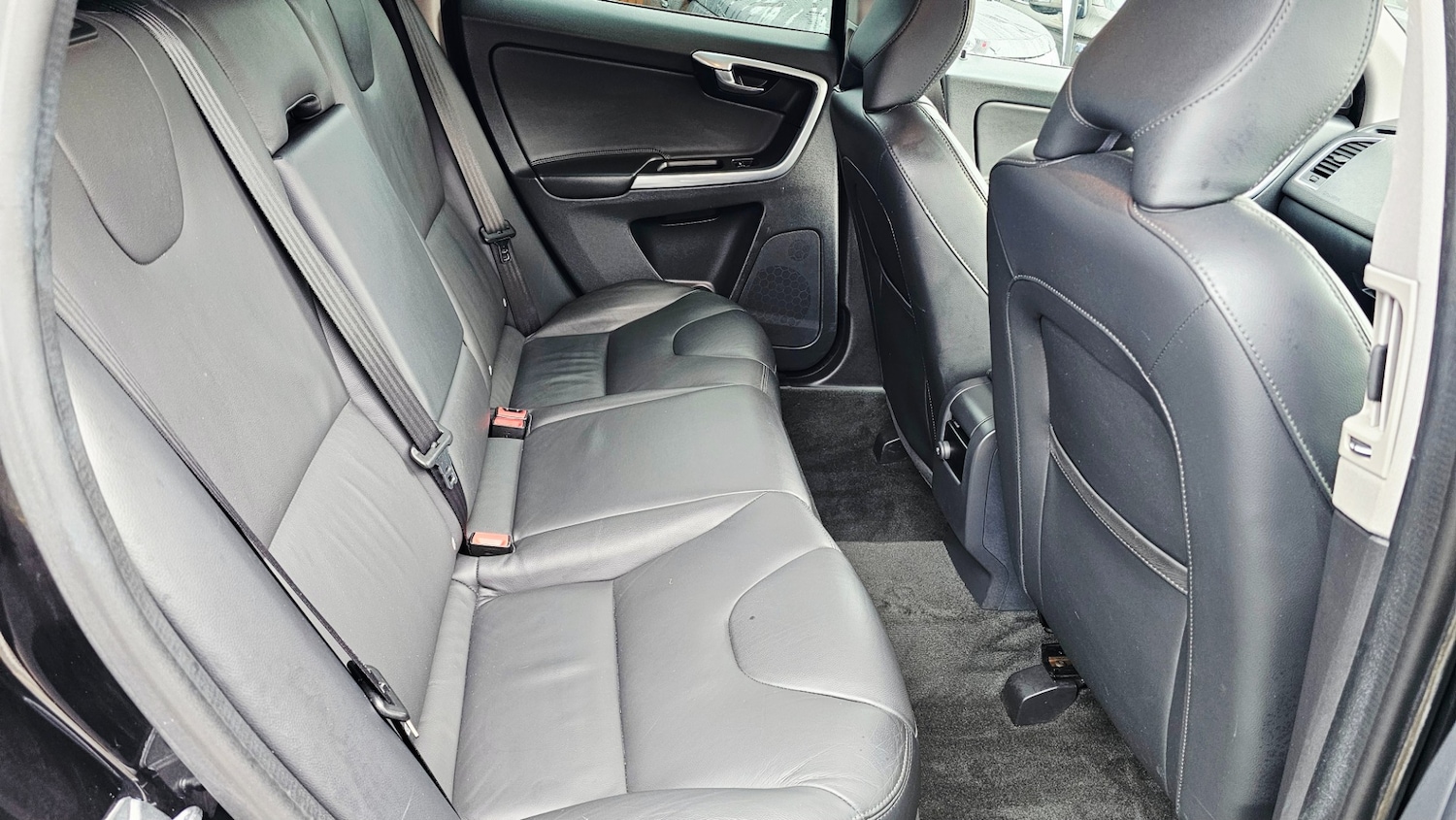 Used Volvo XC60 2015 for sale - 77337574: Photo 22