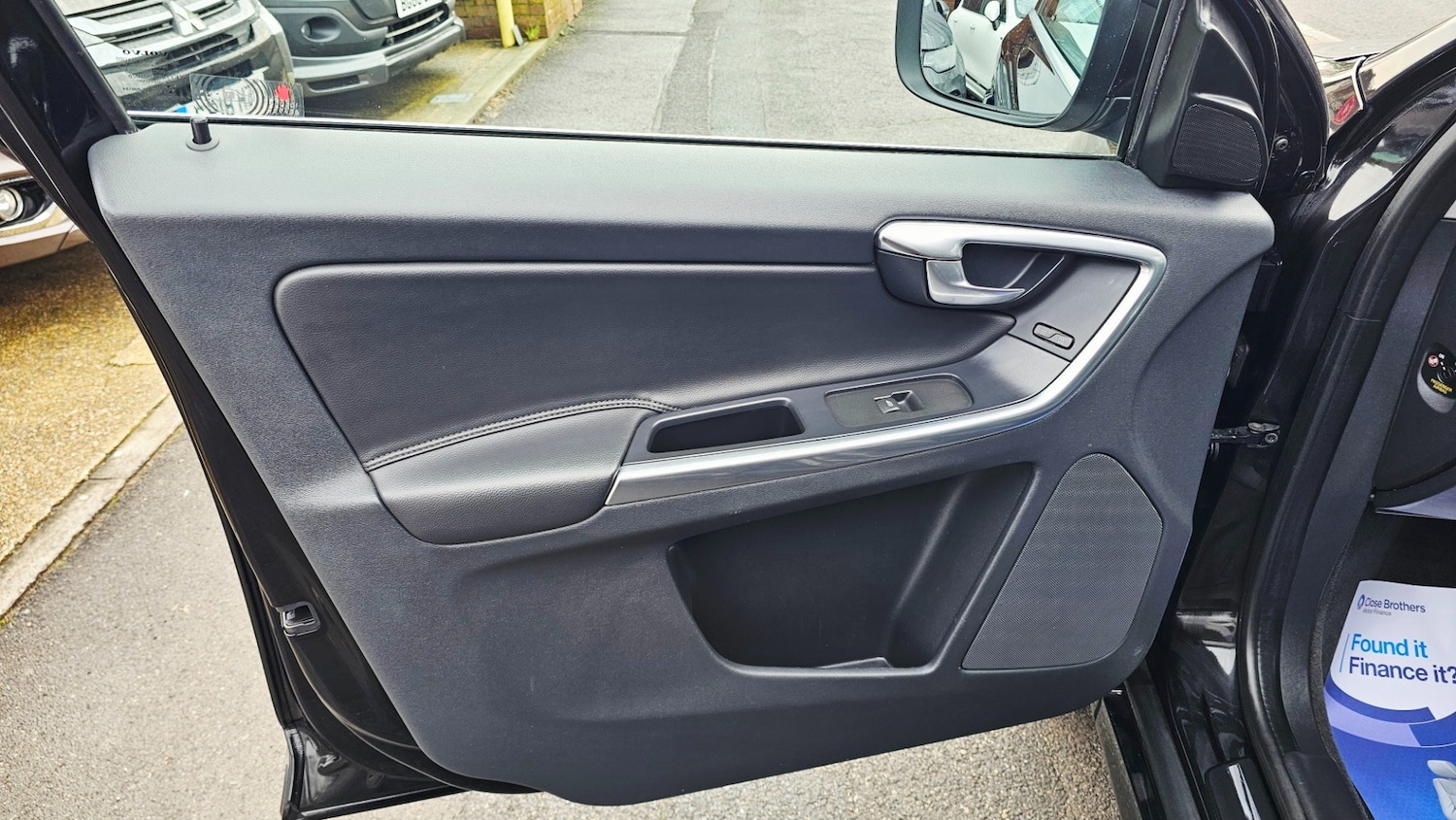 Used Volvo XC60 2015 for sale - 77337574: Photo 23