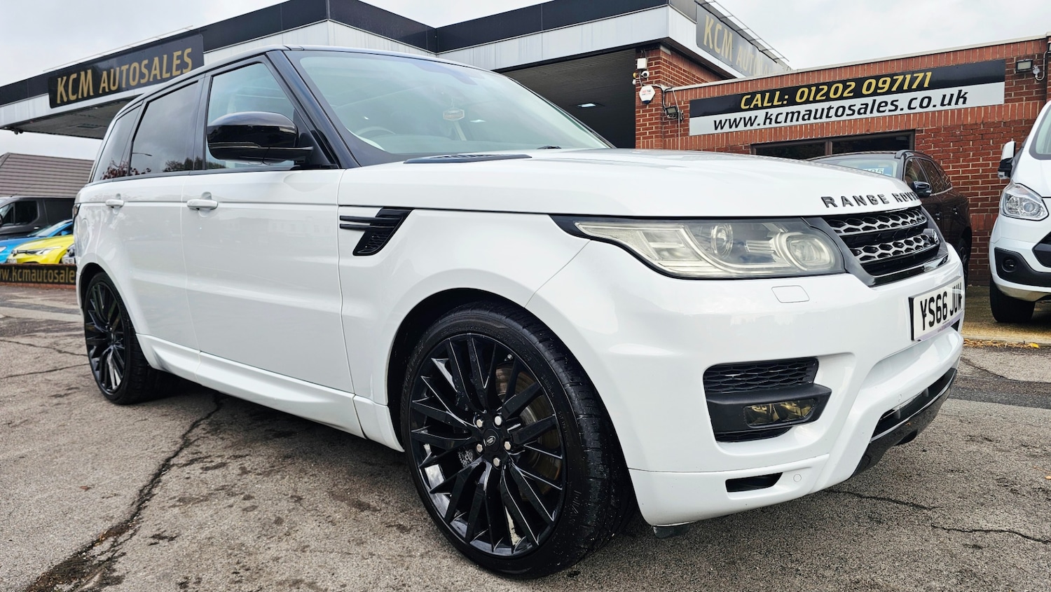 Used Land Rover Range Rover Sport 2016 for sale - 76791580: Photo 1