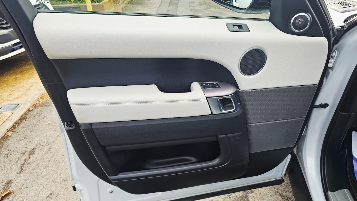 Used Land Rover Range Rover Sport 2016 for sale - 76791580: Photo 28