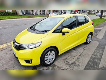 Used Honda Jazz 2016 for sale - 77045994: Photo