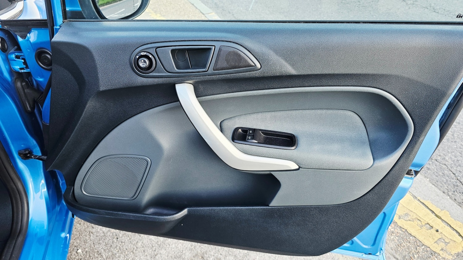 Used Ford Fiesta 2009 for sale - 77969079: Photo 26