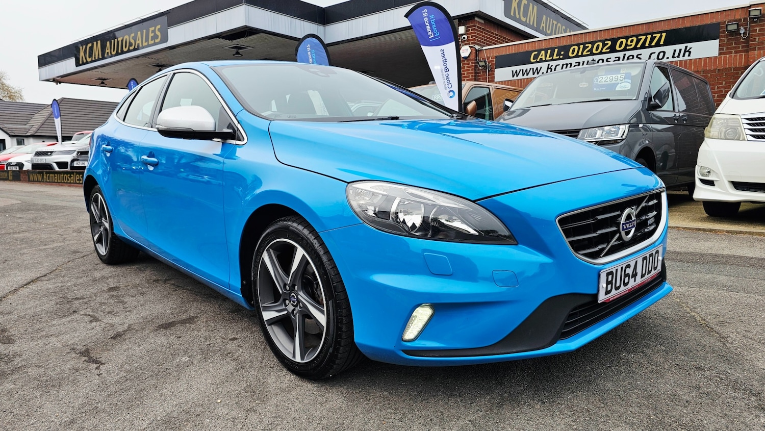 Used Volvo V40 2014 for sale - 78218096: Photo 1