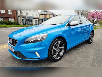 Used Volvo V40 2014 for sale - 78218096: Photo
