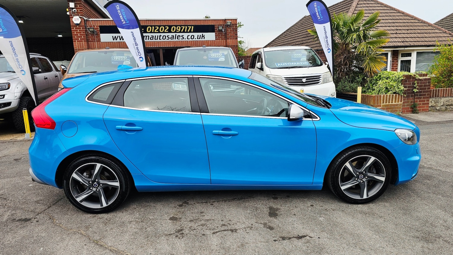 Used Volvo V40 2014 for sale - 78218096: Photo 7