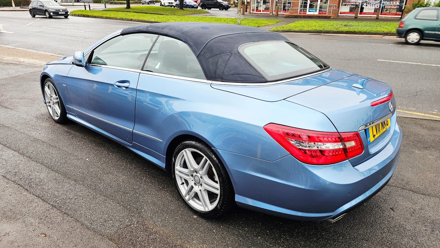 Used Mercedes-Benz E Class 2011 for sale - 77179994: Photo 12