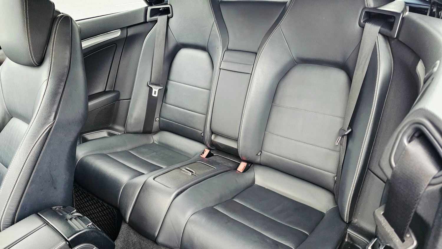 Used Mercedes-Benz E Class 2011 for sale - 77179994: Photo 26