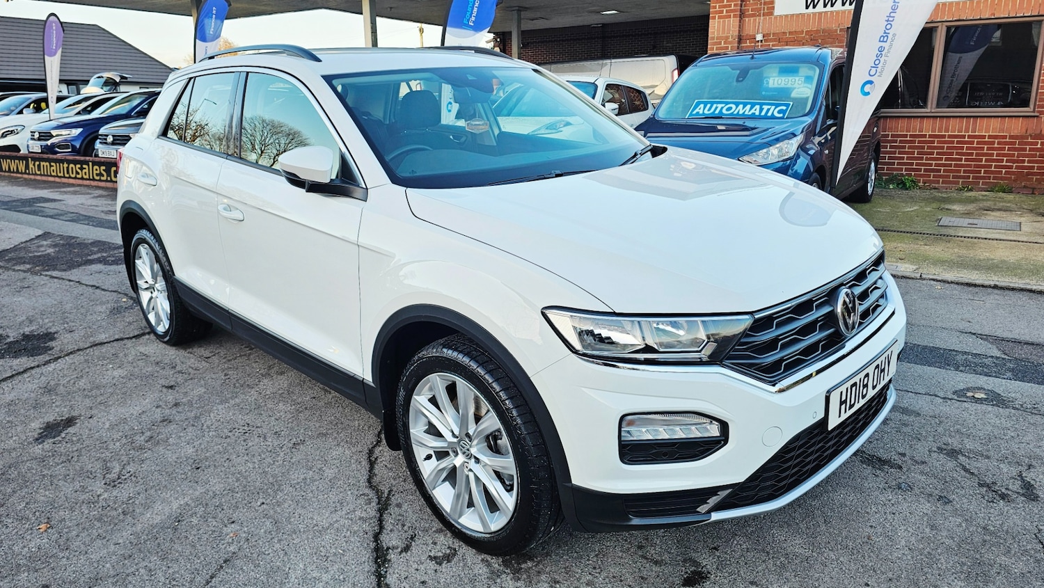 Used Volkswagen T-Roc 2018 for sale - 76834653: Photo 3