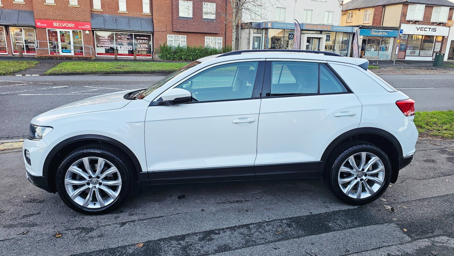 Used Volkswagen T-Roc 2018 for sale - 76834653: Photo 5