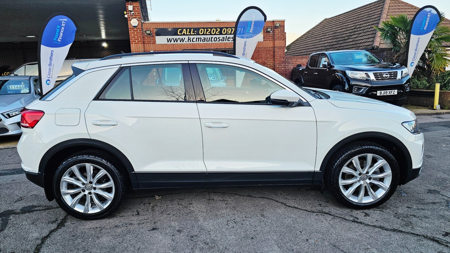 Used Volkswagen T-Roc 2018 for sale - 76834653: Photo 6