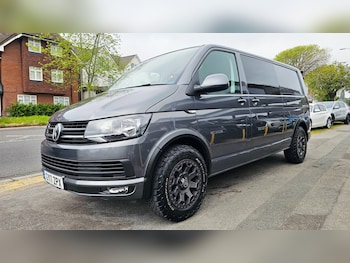Used Volkswagen Transporter 2017 for sale - 78475125: Photo