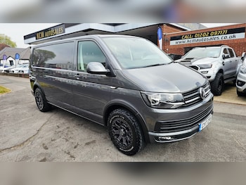 Used Volkswagen Transporter 2017 for sale - 78475125: Photo