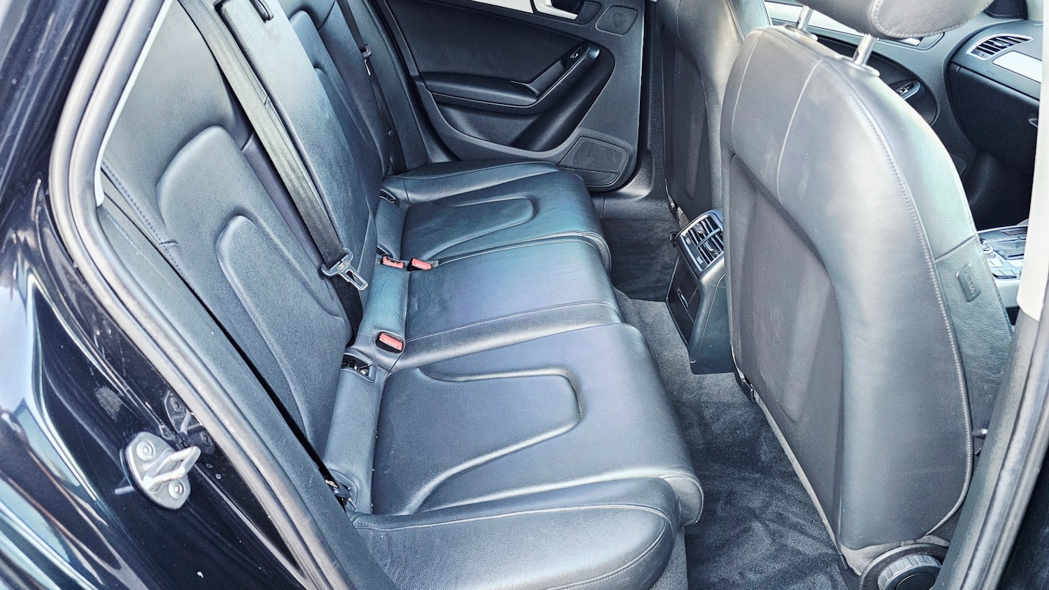 Used Audi A4 2013 for sale - 77982038: Photo 23