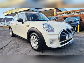 MINI Hatch feature image