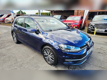 Used Volkswagen Golf 2018 for sale - 78584819: Photo