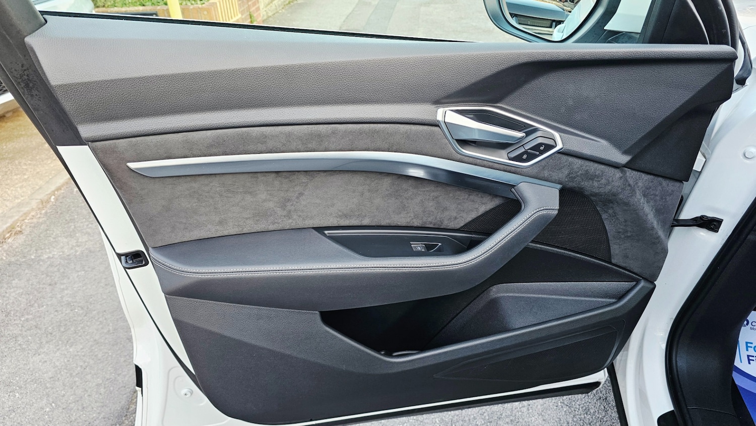 Used Audi e-tron 2020 for sale - 77767974: Photo 27