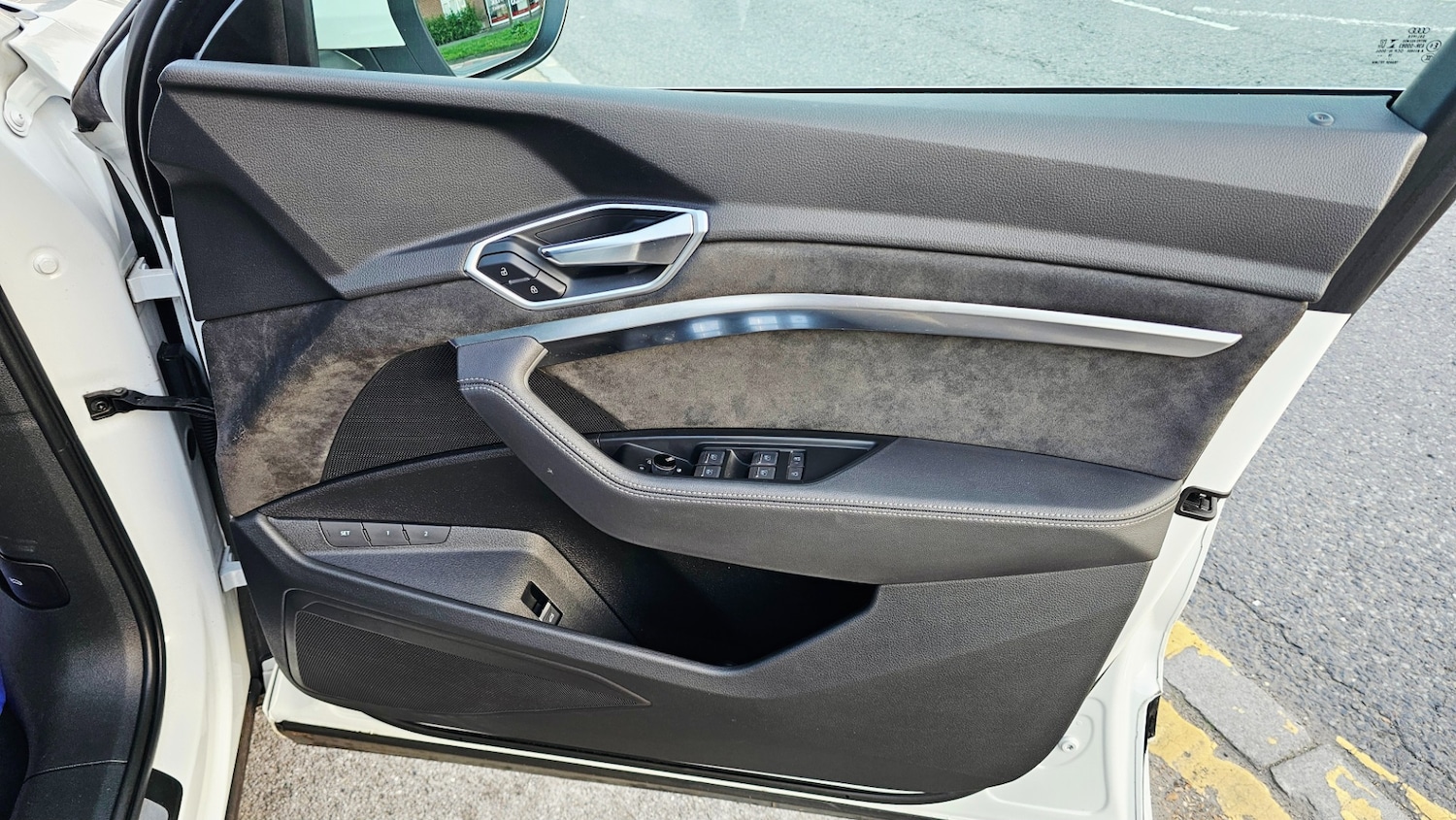 Used Audi e-tron 2020 for sale - 77767974: Photo 28