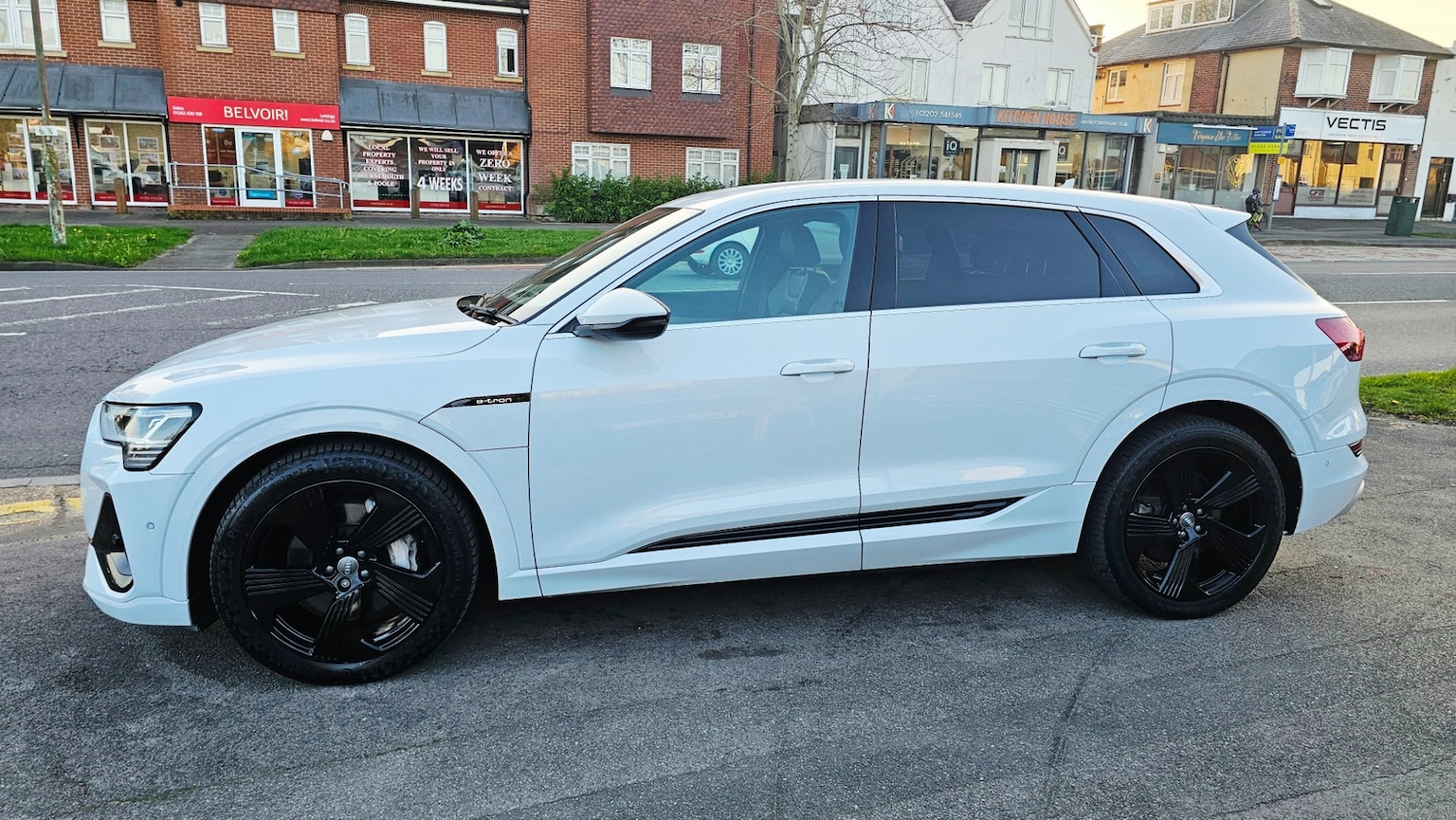 Used Audi e-tron 2020 for sale - 77767974: Photo 7