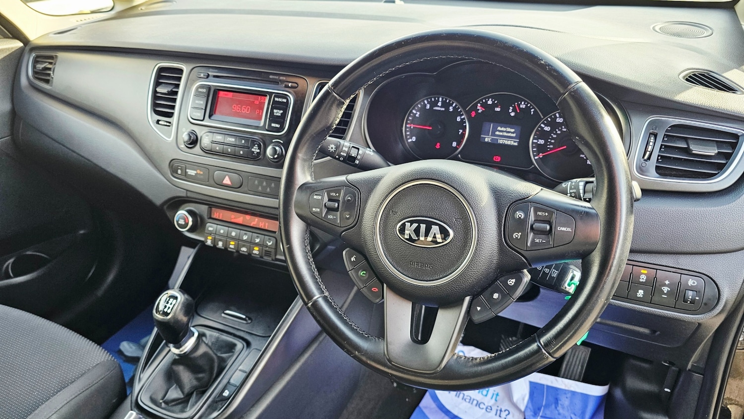 Used Kia Carens 2015 for sale - 77152387: Photo 15