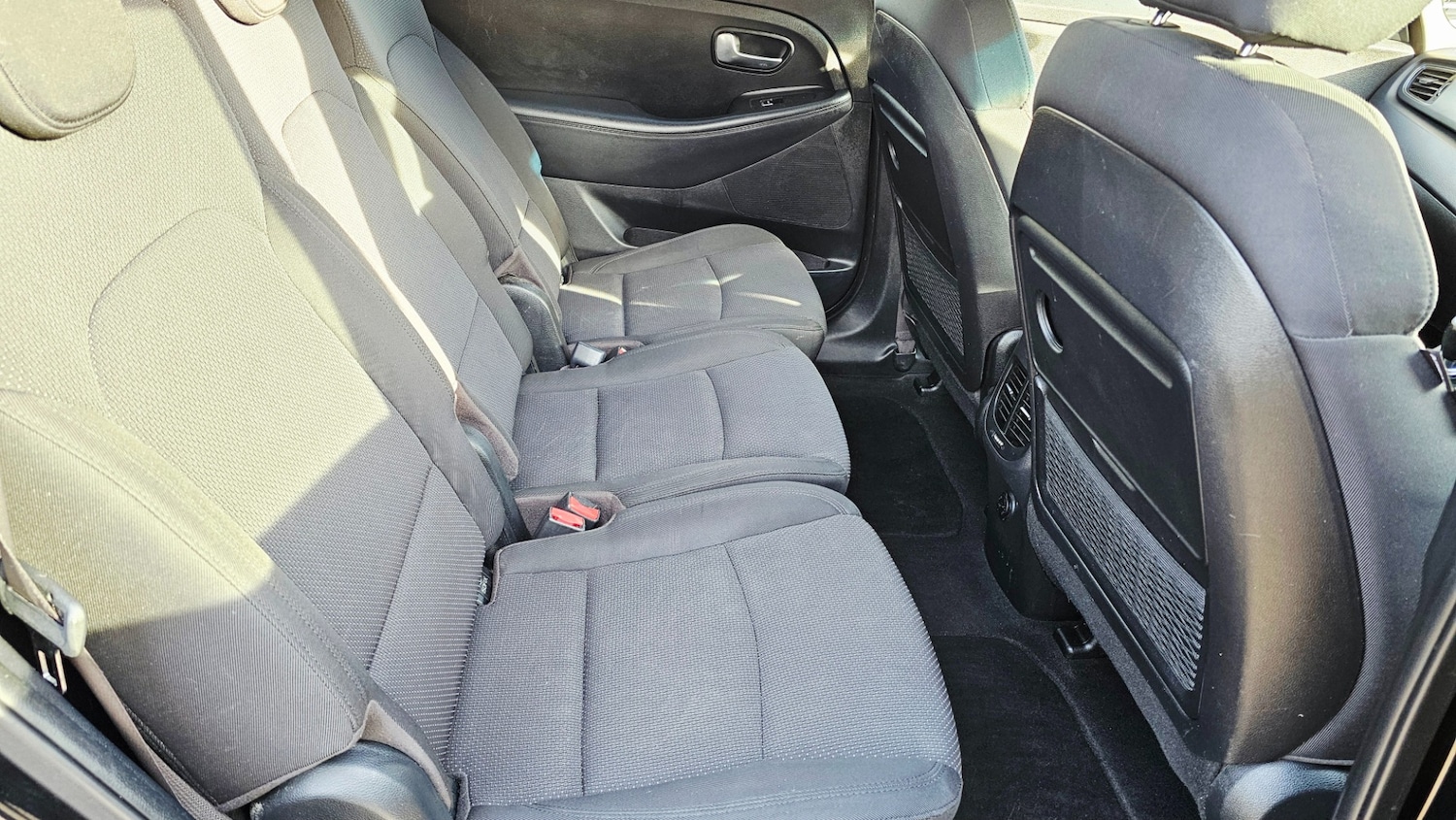 Used Kia Carens 2015 for sale - 77152387: Photo 22