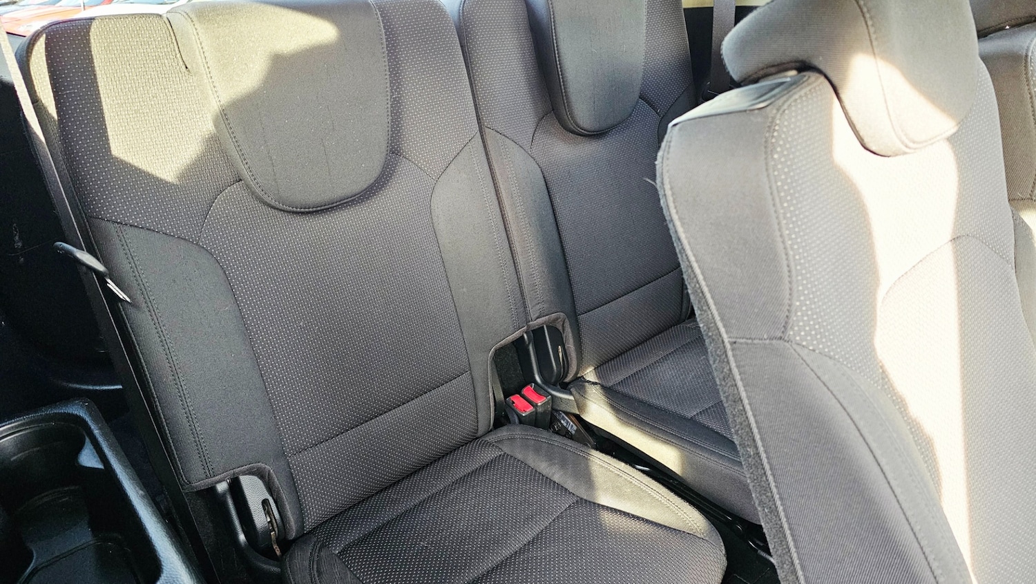 Used Kia Carens 2015 for sale - 77152387: Photo 23