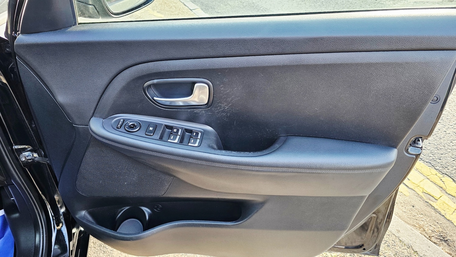 Used Kia Carens 2015 for sale - 77152387: Photo 25