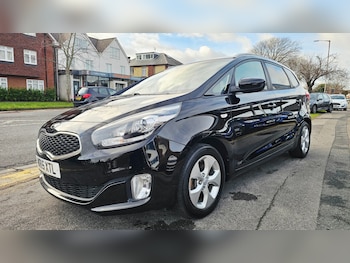 Used Kia Carens 2015 for sale - 77152387: Photo