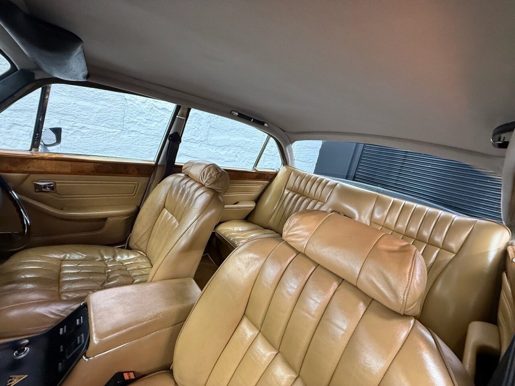 Used Daimler Double Six 1974 for sale - 78124458: Photo 11