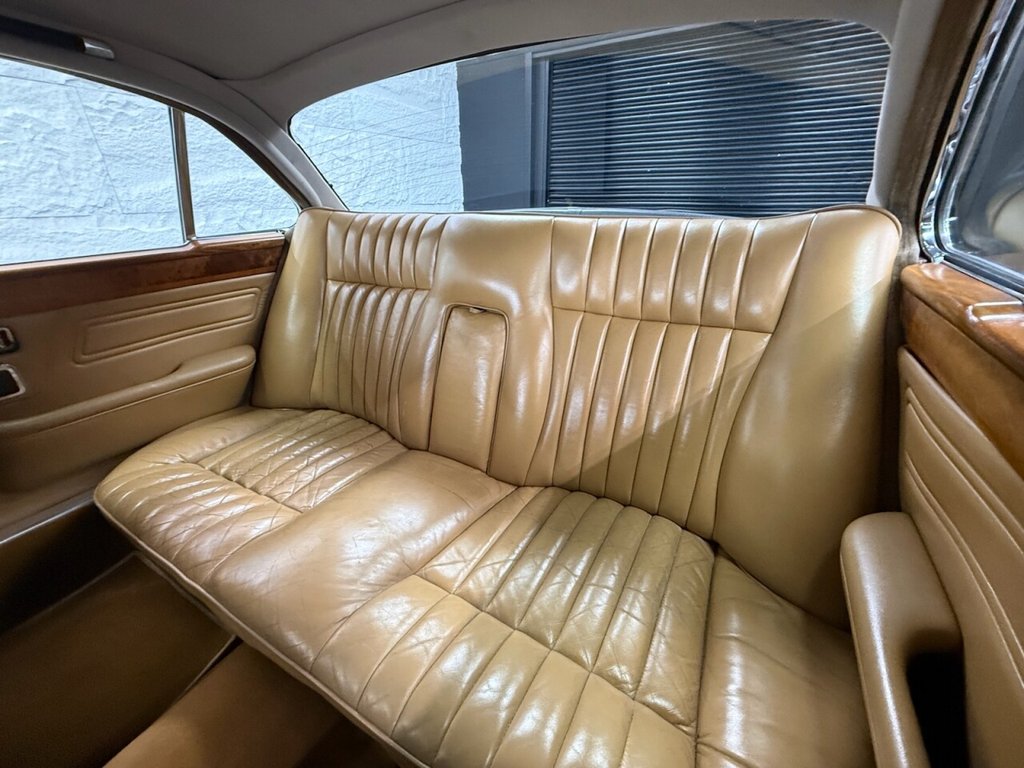 Used Daimler Double Six 1974 for sale - 78124458: Photo 15