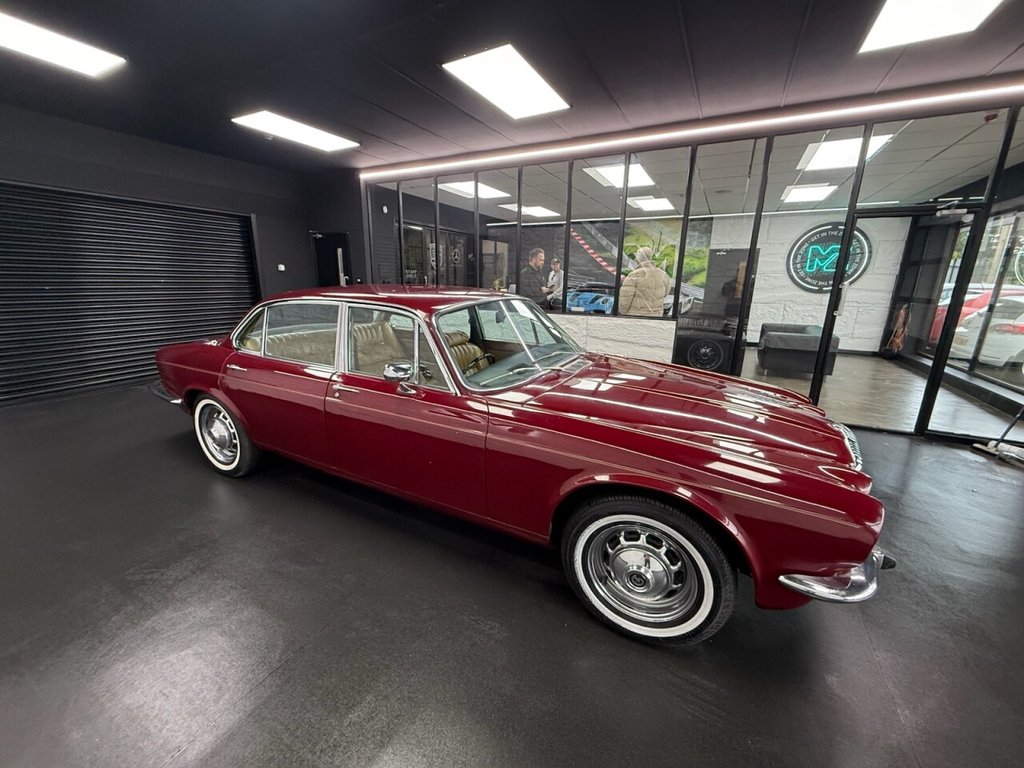 Used Daimler Double Six 1974 for sale - 78124458: Photo 8